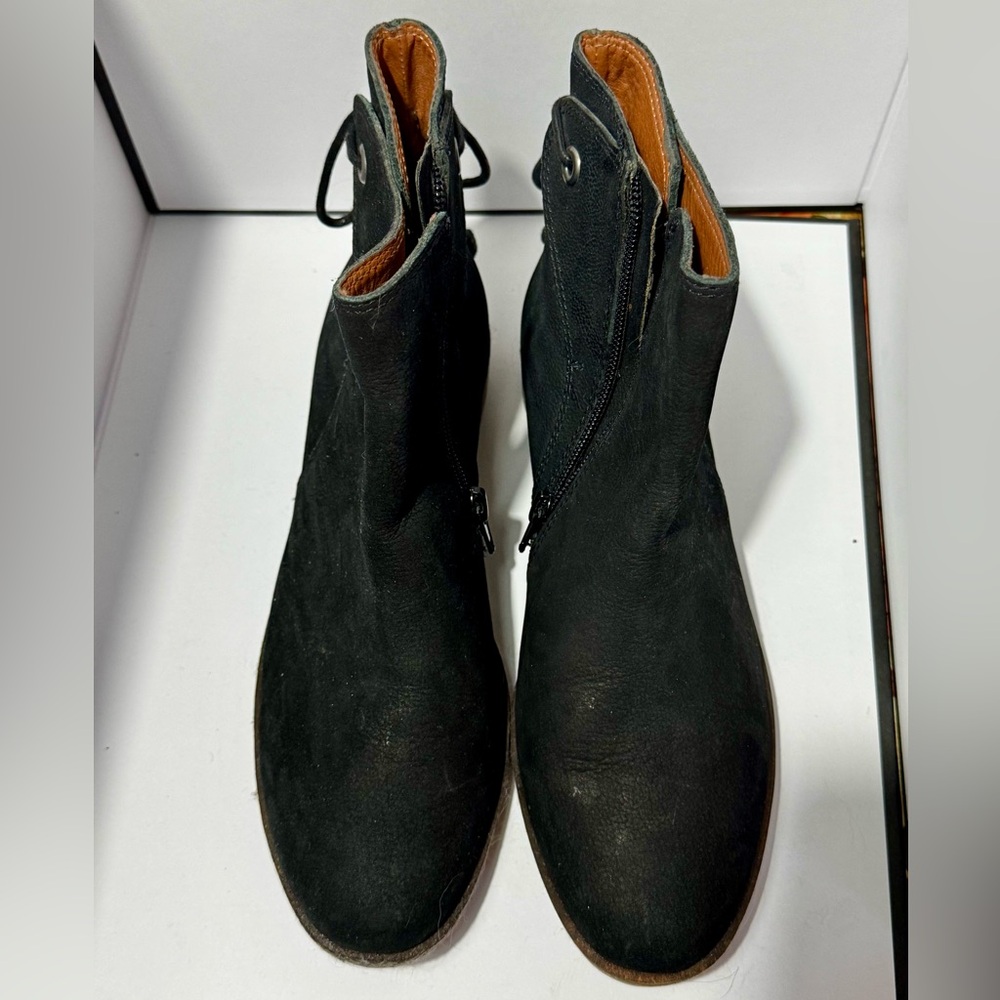 NWOT Lucky Brand Gwenore Ankle Bootie - Picture 3 of 7